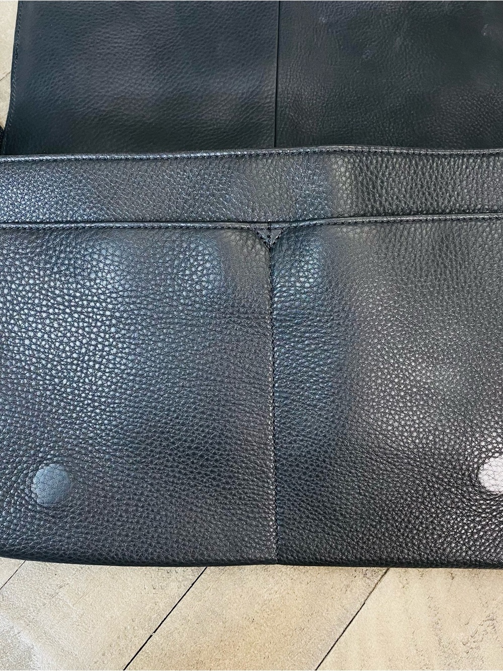 Bosca Tribeca Black Leather Messenger Bag Made In Italy - Picture 11 of 11